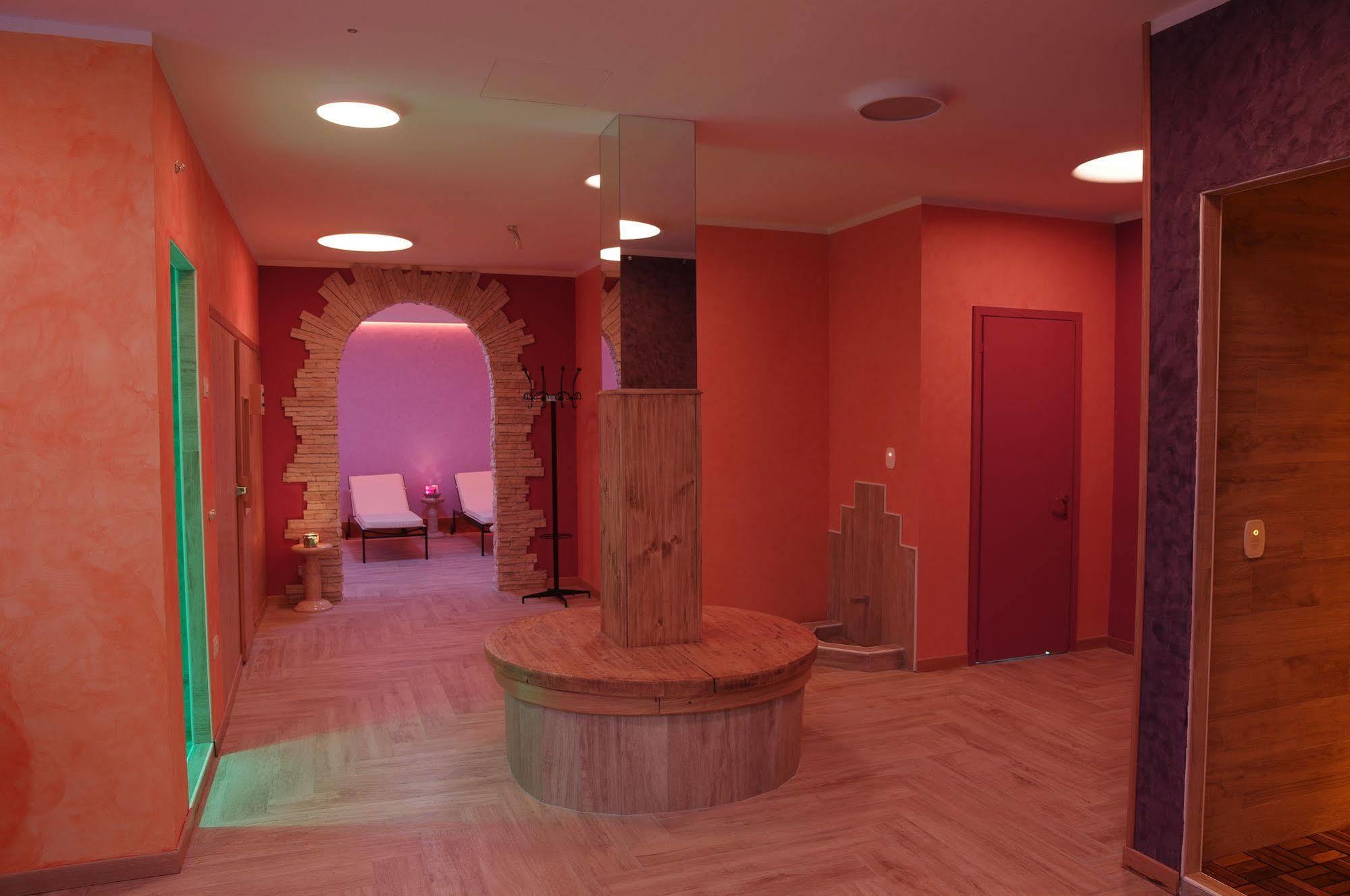 Hotel Vescovi Азиаго Екстериор снимка